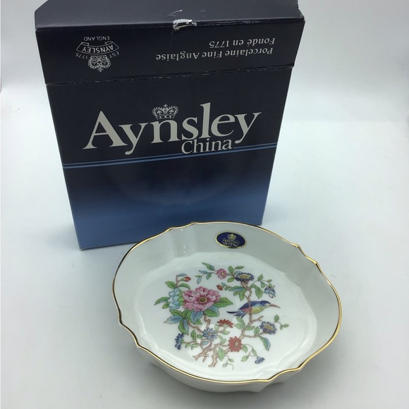 Aynsley trinket/candy dish. Pembroke design - Picture 3 of 4